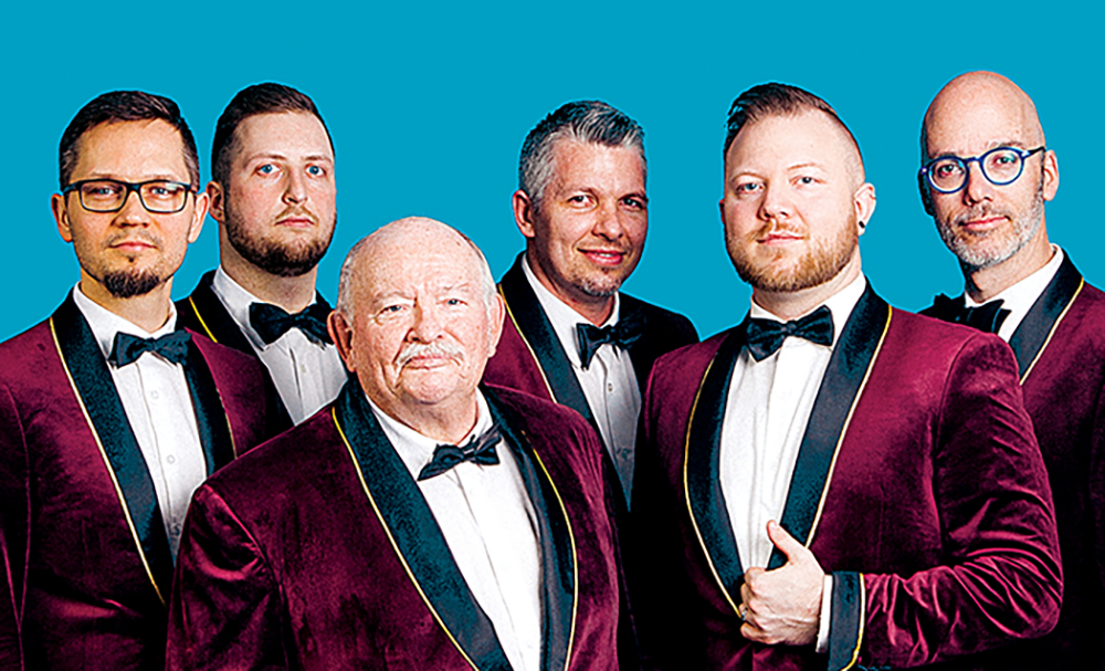 The Bromantics left to right: Kurt Gillett, Justin Hauck, Gregg Gower, Tim Lynchuk, Robert Haakenson,
Jim Mitchell.