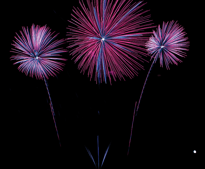 Fireworks over Moosomin Lake at the 2015 Living Skies Come Alive fireworks competition. Kim Poole photo