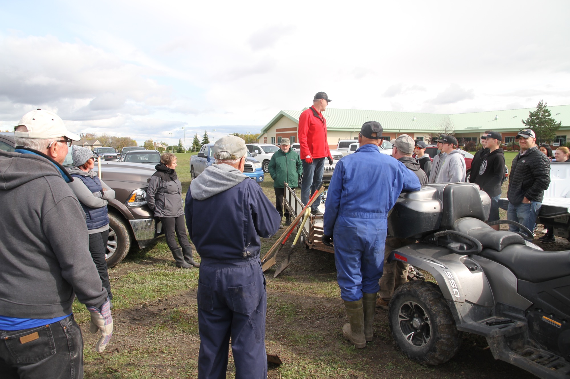 A small army of volunteers showed up to help Mullett’s Home Hardware plant trees along the west side of the Southeast Integrated Care Centre on Friday, September 27, 2019. Home Hardware along with Tree Canada has a tree planting program, and plants trees around Canada every year.