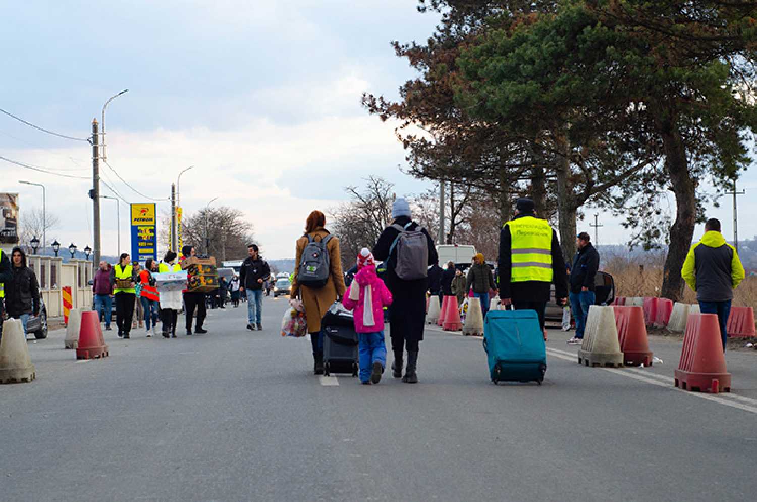 A humanitarian flight, organized by the Government of Saskatchewan, is scheduled to arrive in Regina from Warsaw on July 4. The flight is set to bring 230 displaced Ukrainians, mostly women, children, and elderly.