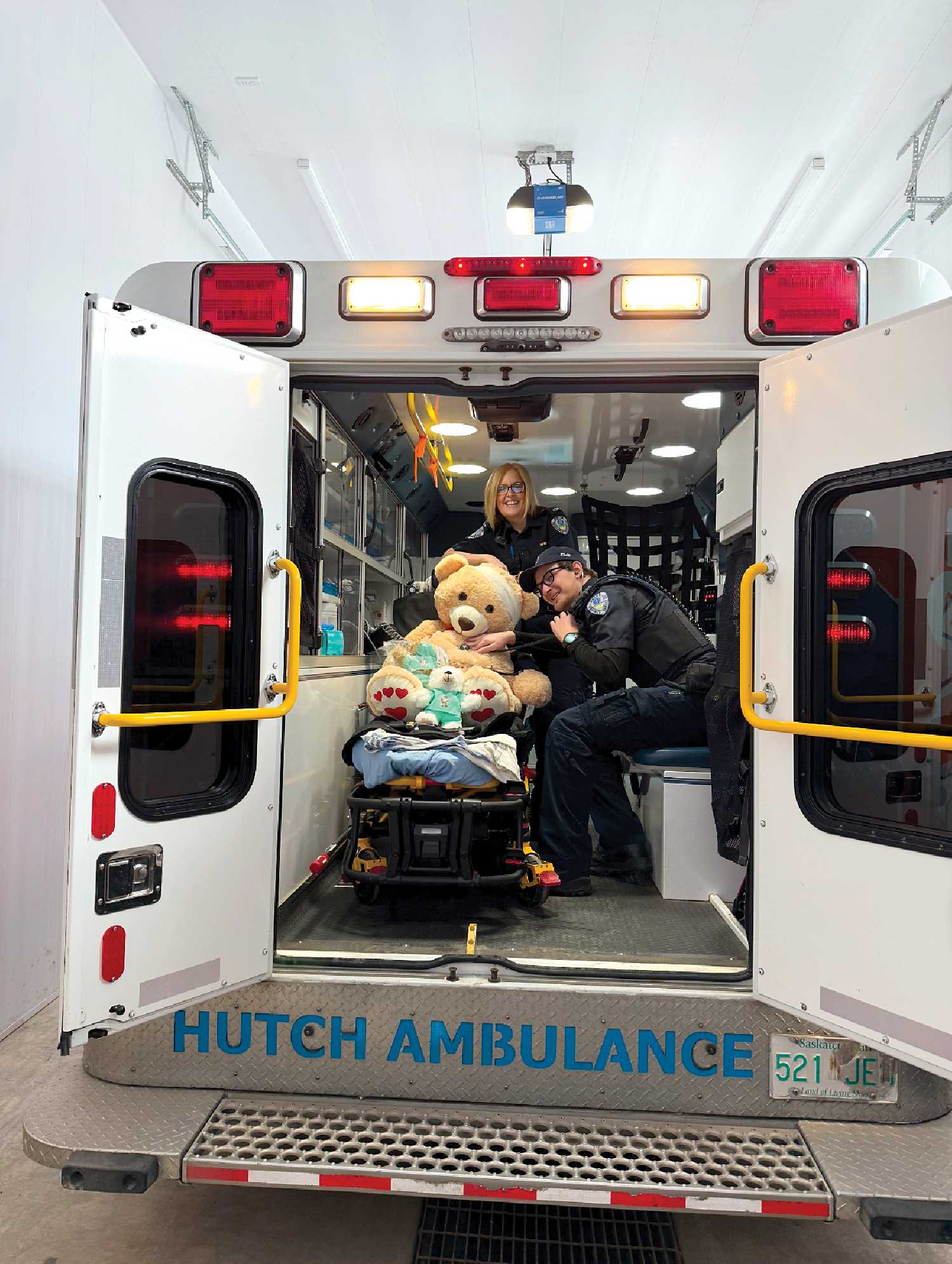 esse Buchanan and Jackie Vennard with Hutch Ambulance will jump out of a plane to help raise money for Teddy Bears Anonymous in the Jump For Charity this September.